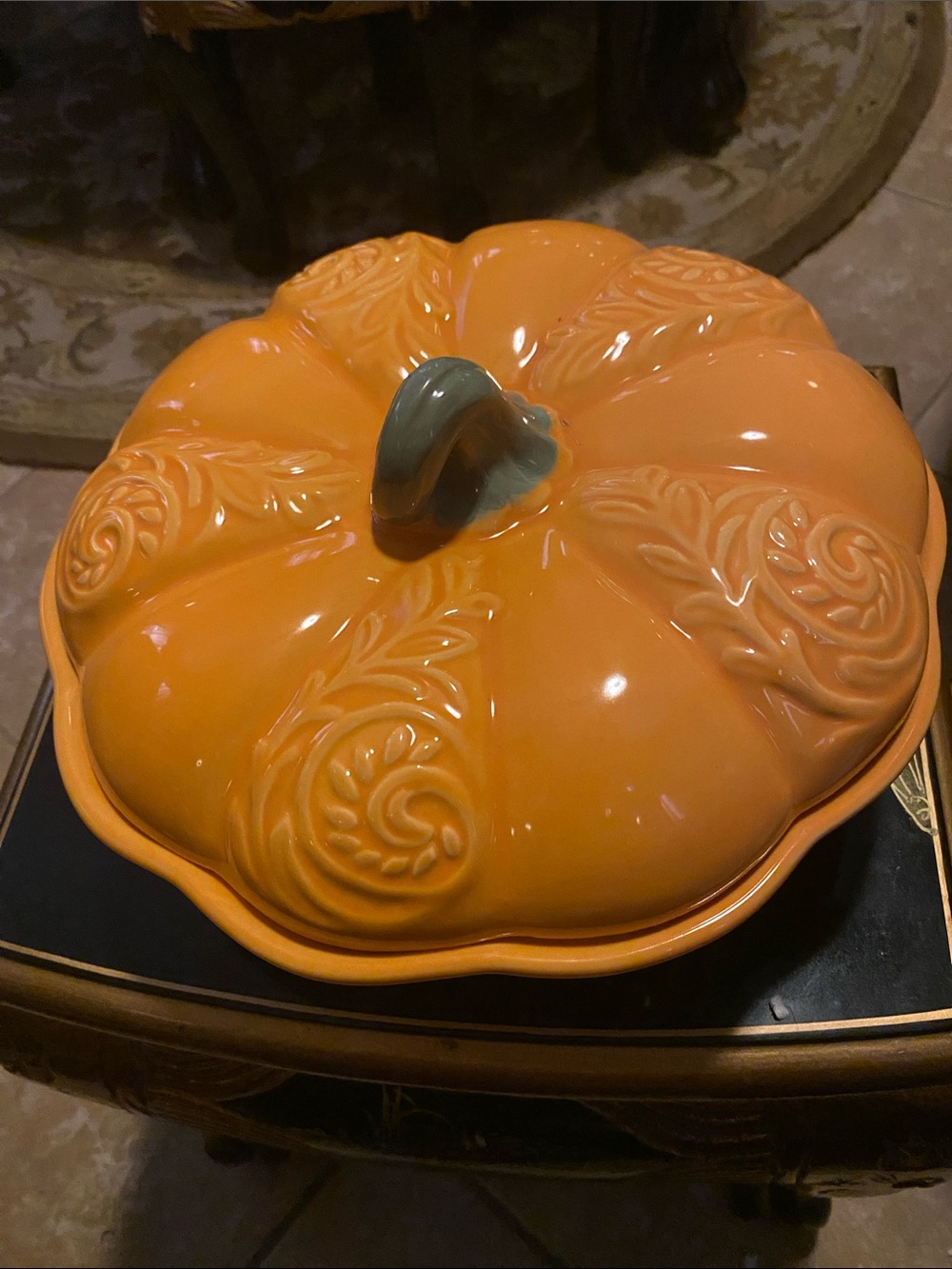 Avon Orange Ceramic Pumpkin Covered Dish